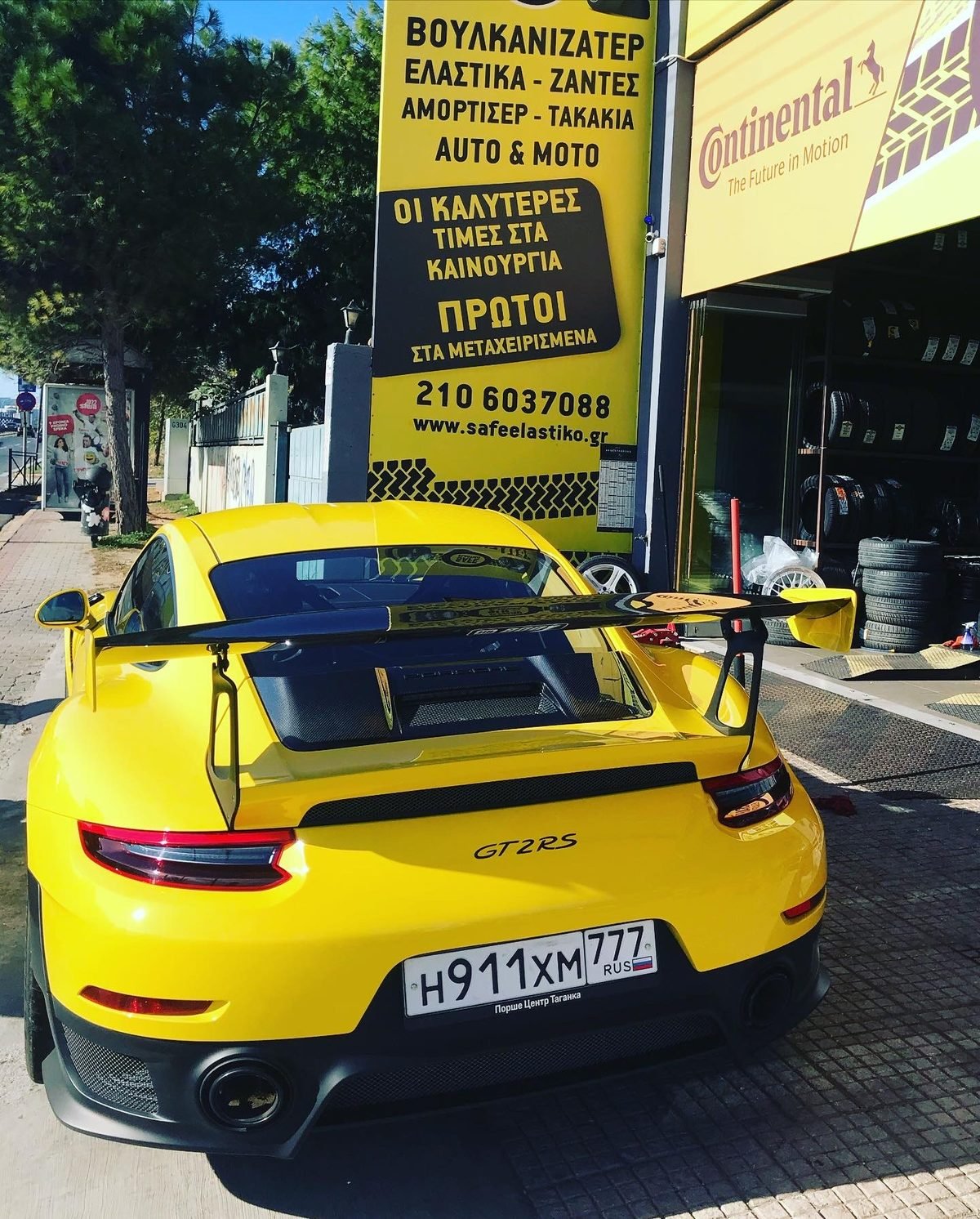 Porsche 911